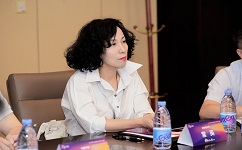 2023“成都+瀘州”龍頭企業(yè)行活動中組織座談會和交流會，深入探討產(chǎn)業(yè)發(fā)展的機遇與挑戰(zhàn)，尋求合作共贏的切入點